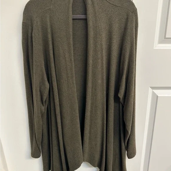 Women's Cardigan Sweater Bundle - Picture 5 of 6